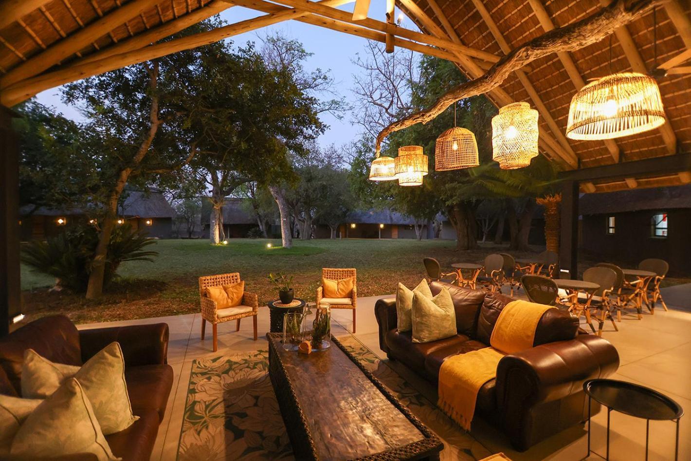 Tomo Safari Lodge Ходспруит Екстериор снимка