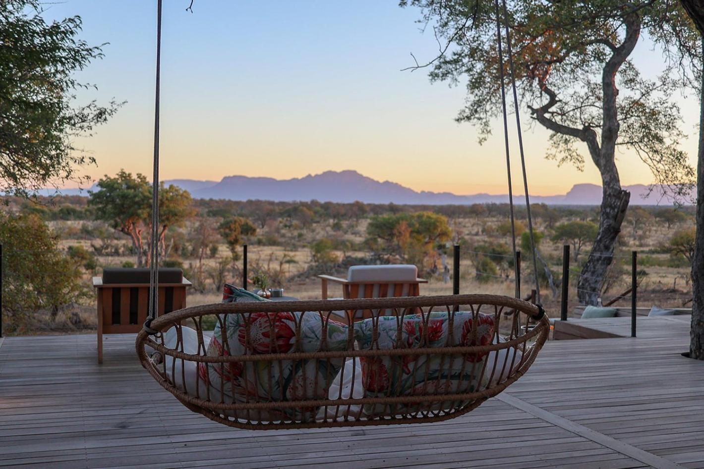 Tomo Safari Lodge Ходспруит Екстериор снимка